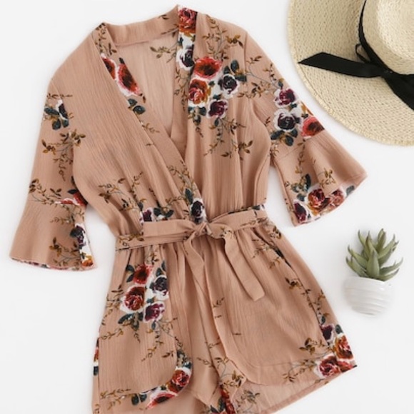Fluted Sleeve Floral Print Surplice Romper - Picture 2 of 2